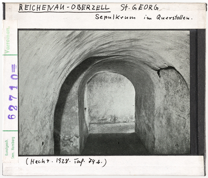 Vorschaubild Reichenau, Oberzell: St. Georg, Sepulchrum im Querstollen 